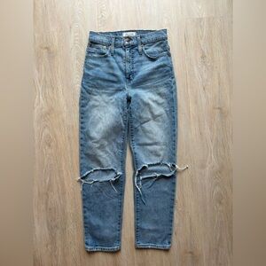 Madewell Classic Straight Jeans in Meadowland Wash SZ 25 AJ199 Holes Distressed
